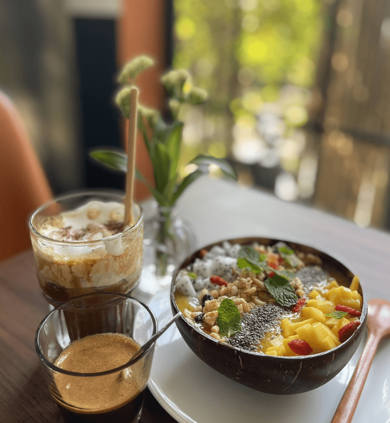 Healthy Bondi Hive coffee & breakfast — Photo 1